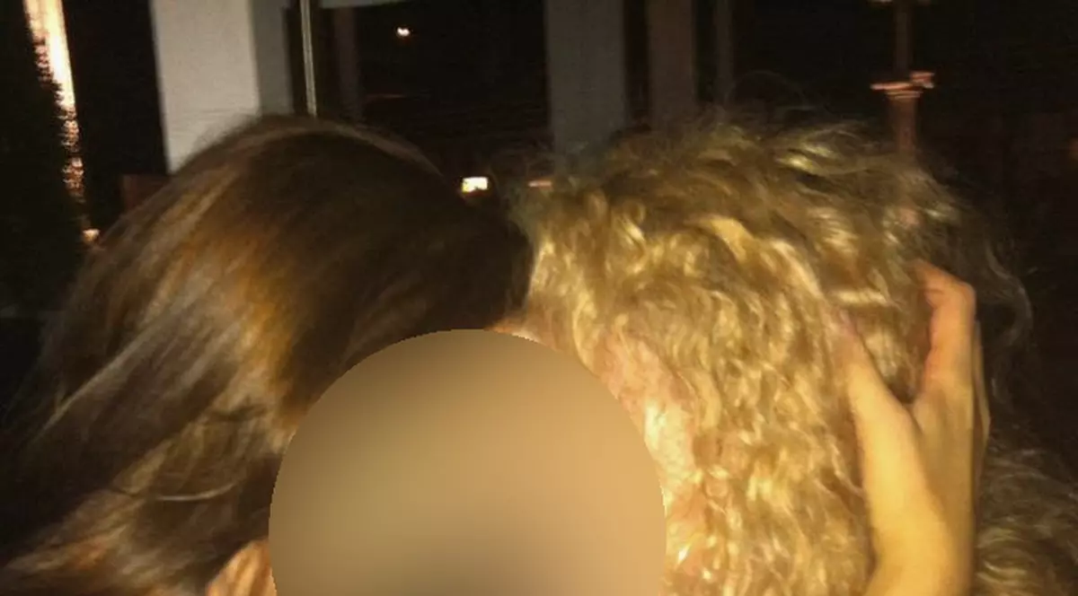 Oana Lis, în IPOSTAZE TANDRE cu o femeie! | FOTO