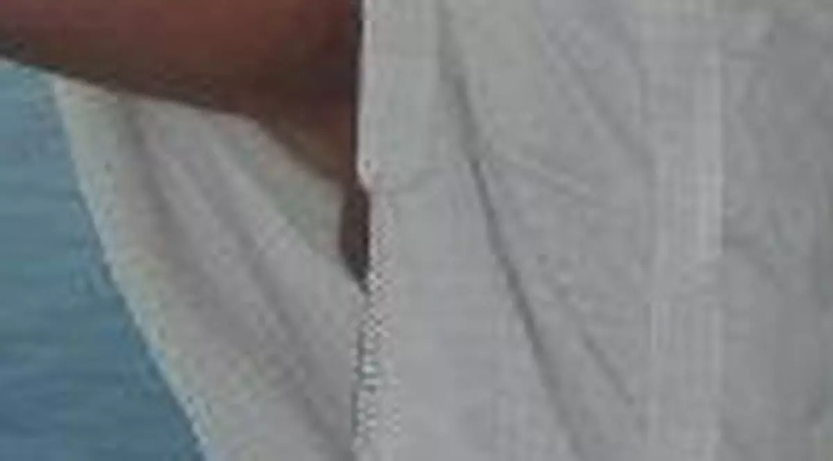 O CUNOSCUTĂ VEDETĂ TV, cu ORGANUL GENITAL la vedere?