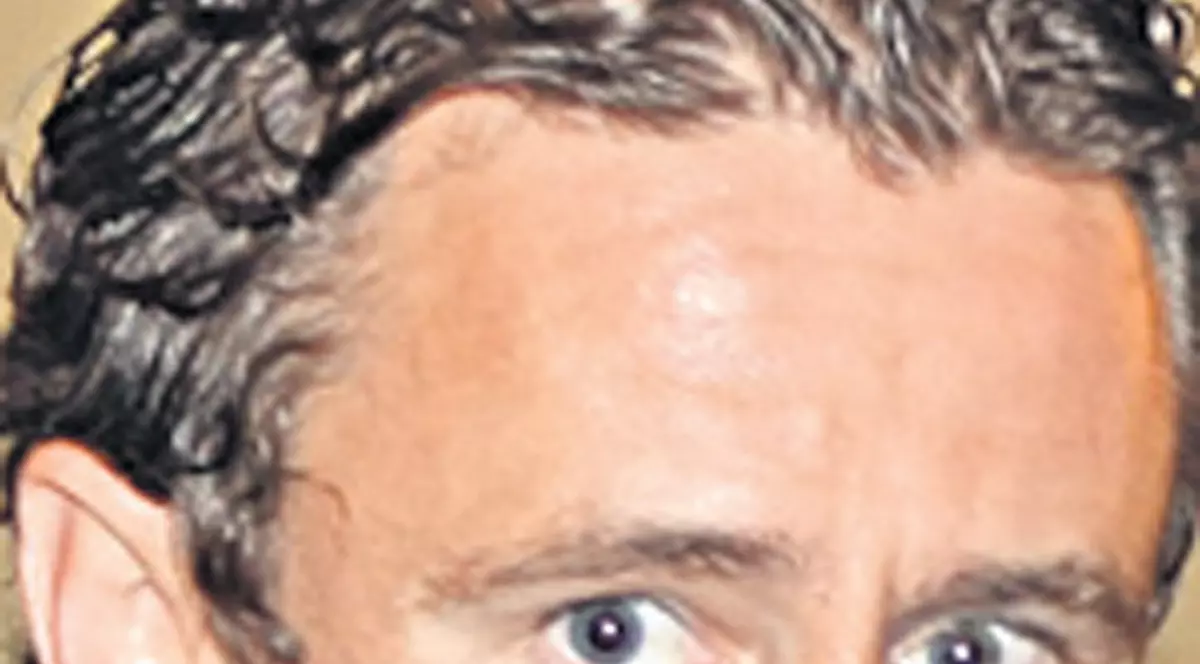 Fosta nevastă vrea mai mulți bani de la Laurențiu Reghecampf