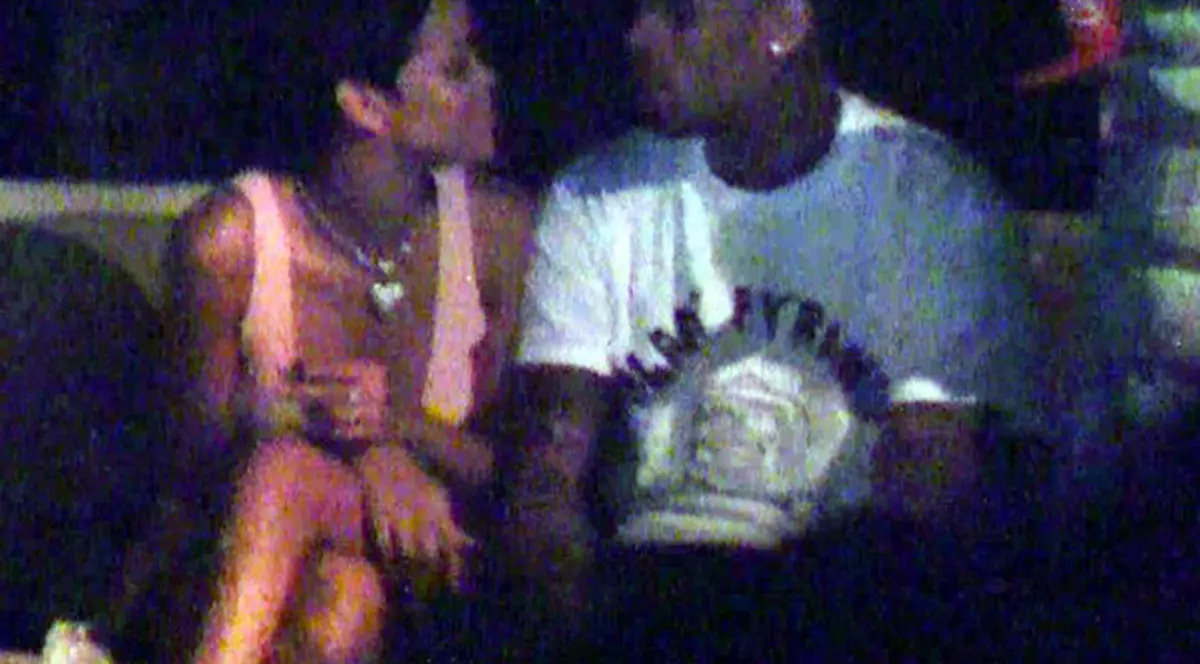 Rihanna şi Chris Brown, fotografiaţi împreună! | FOTO INCREDIBIL