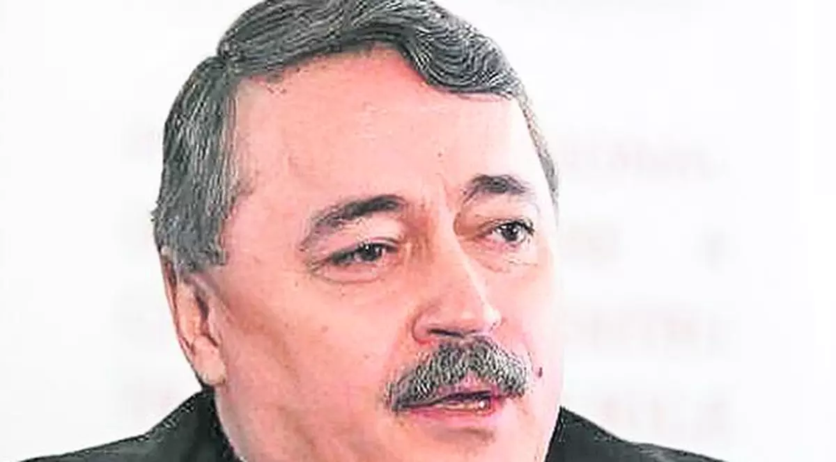 Ei sunt bancherii-ţepari! Careul de aşi, Aurel Şaramet, Dragoş Diaconescu, Claudiu Cercel şi Daniel Ruse, a intrat în vizorul poliţiei pentru o fraudă de 22.000.000 €