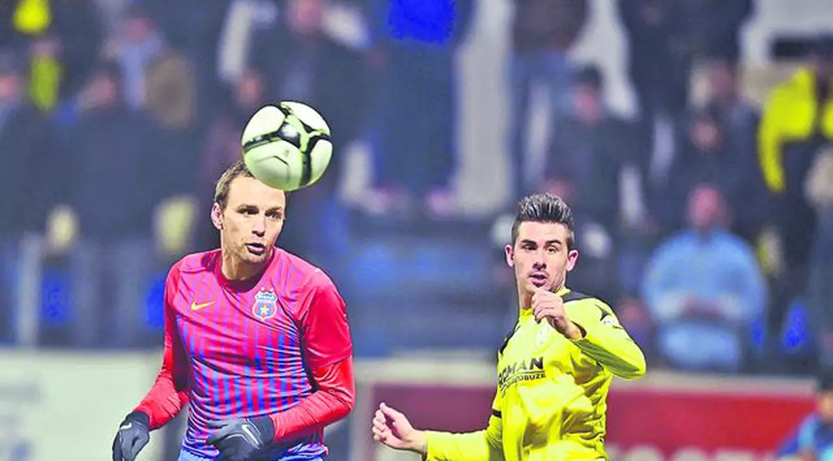 După umilinţa cu Stuttgart, liderul Ligii I a fost învins şi în ultimul meci al turului de campionat