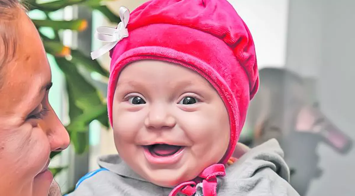 Alesia suferă de malformaţie de cord