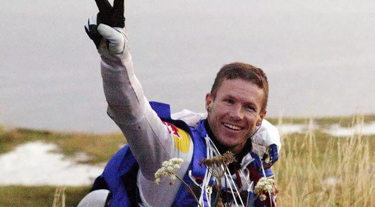 Felix Baumgartner, cel care A DEPĂŞIT viteza sunetului, a fost acuzat de AGRESIUNE în 2010. Vezi cum se apără!