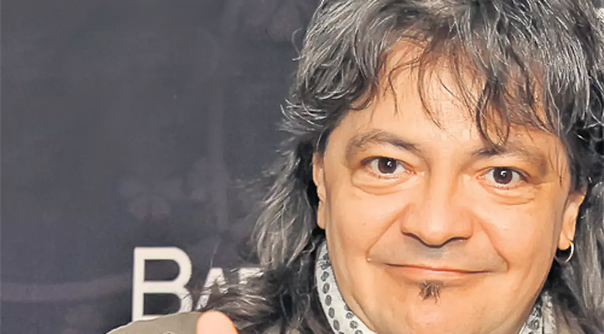 Leo Iorga îşi riscă viaţa prin cluburi