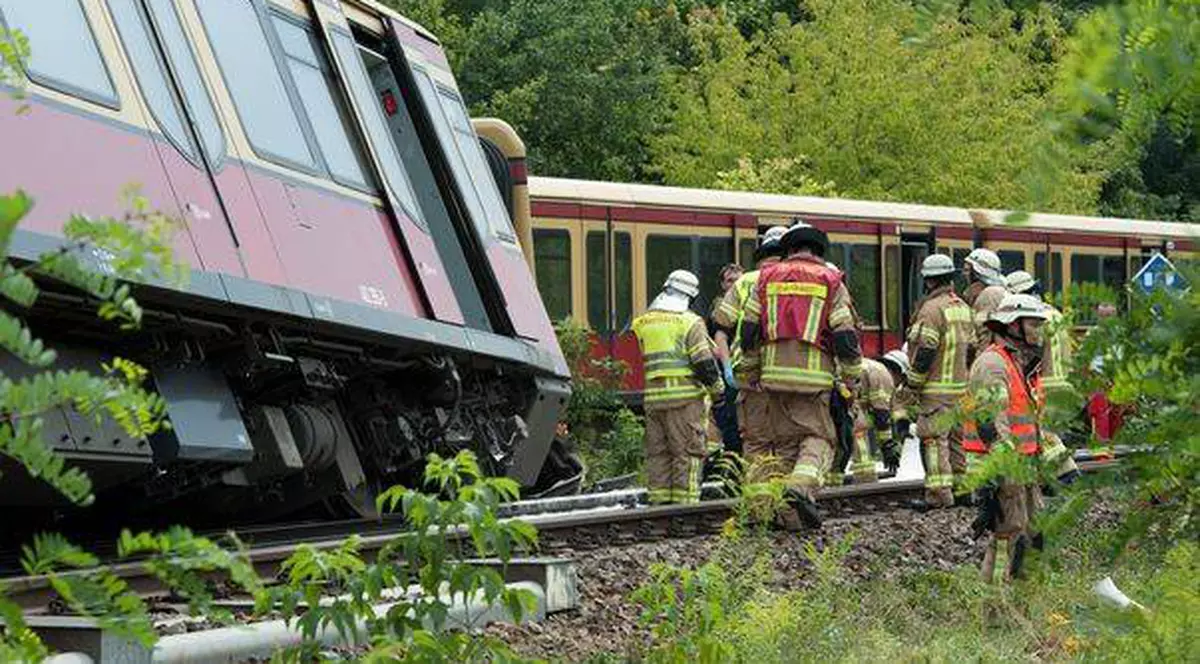 Şase ROMÂNI AU MURIT în ITALIA într-un accident grav!