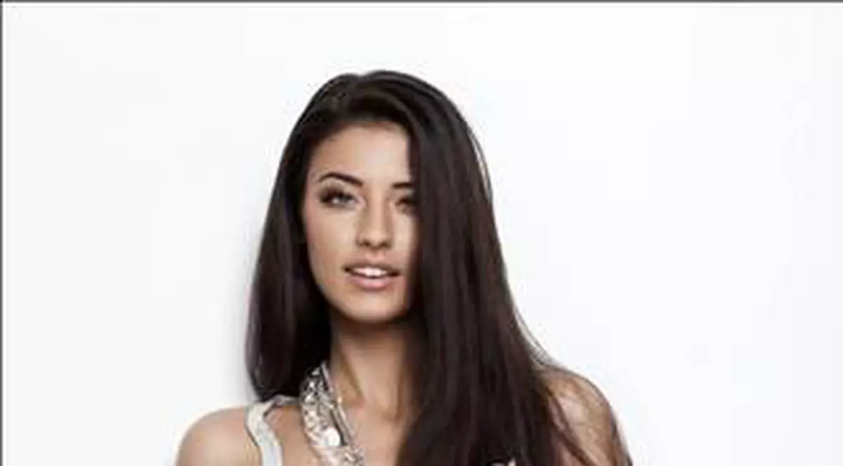 Antonia, ţi se pregăteşte ceva! "O voi săruta pe scenă şi nu voi simţi nimic!" Vezi cine spune asta!