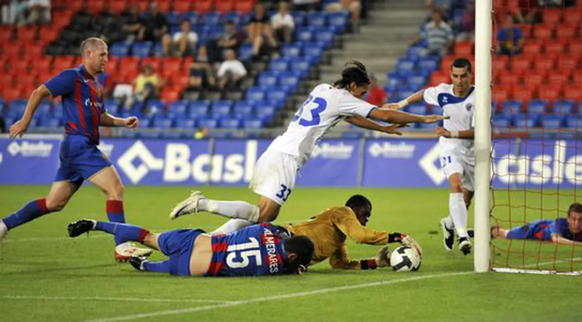 Un club de fotbal din Europa a numit ca tehnician un tânăr de 21 de ani care a antrenat doar pe Football Manager