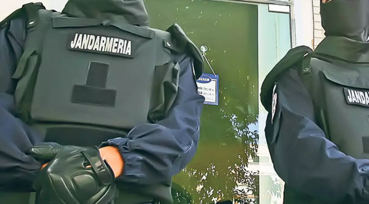 DOSARUL BANCHERILOR: Zece persoane au fost reținute pentru 29 de zile