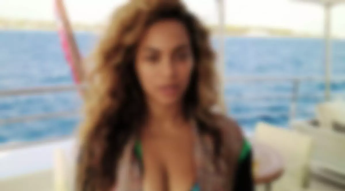 Beyonce, mai FRUMOASĂ NEMACHIATĂ? Uite ce bine arată fără machiaj! 