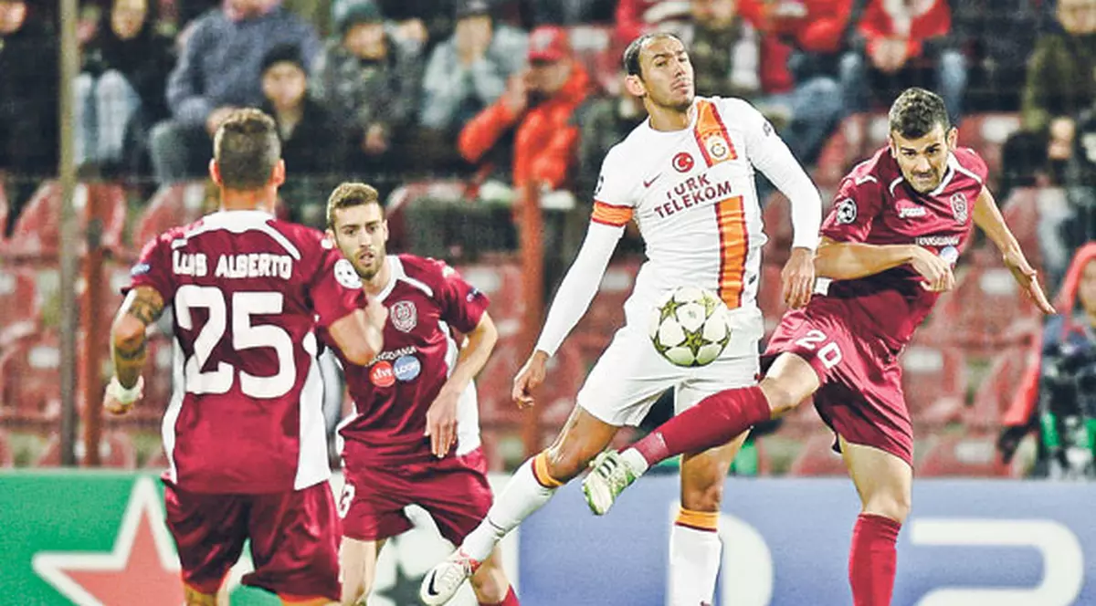 Ricardo Cadu, căpitanul echipei CFR Cluj, e dezamăgit de înfrângerea cu Galatasaray: «Am jucat cu frică»