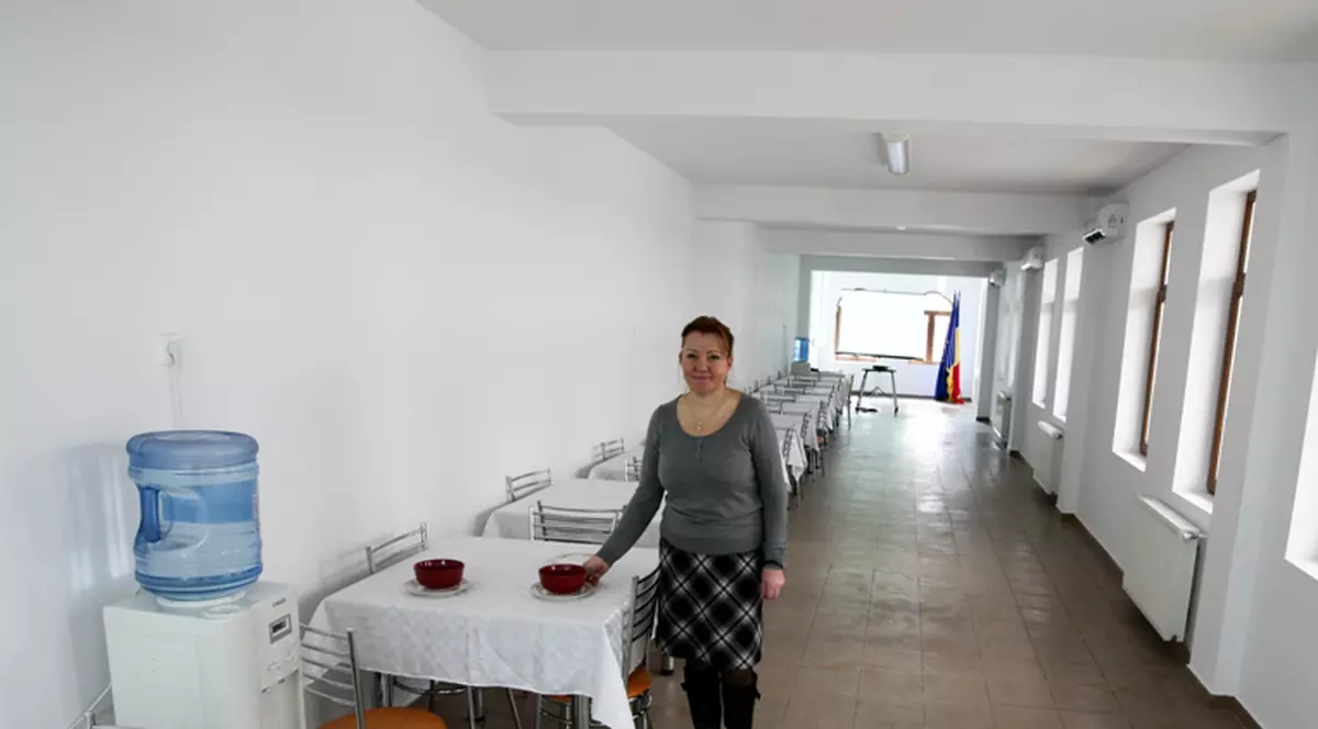 S-a deschis PRIMA CANTINĂ PENTRU COPIII SĂRACI din Bucureşti| FOTO