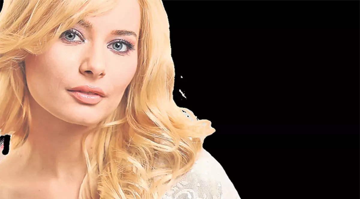 Laura Cosoi s-a întors în braţele marii ei iubiri | EXCLUSIV