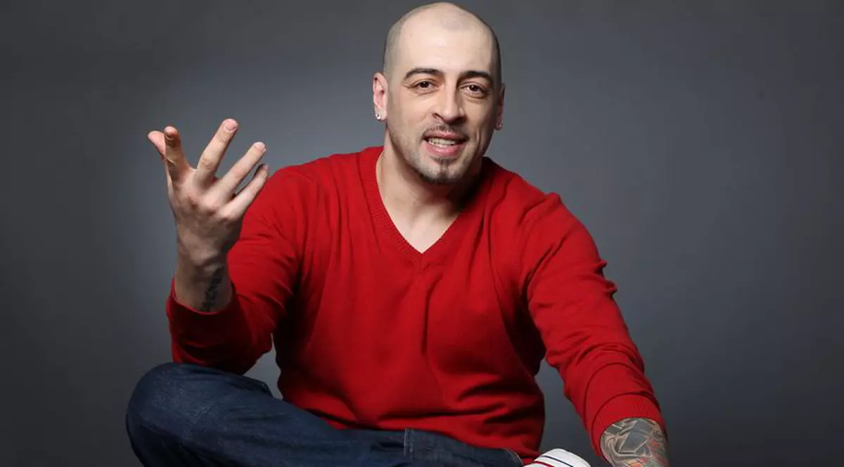 CRBL: "NU sunt și nu am fost niciodată CÂNTĂREȚ"