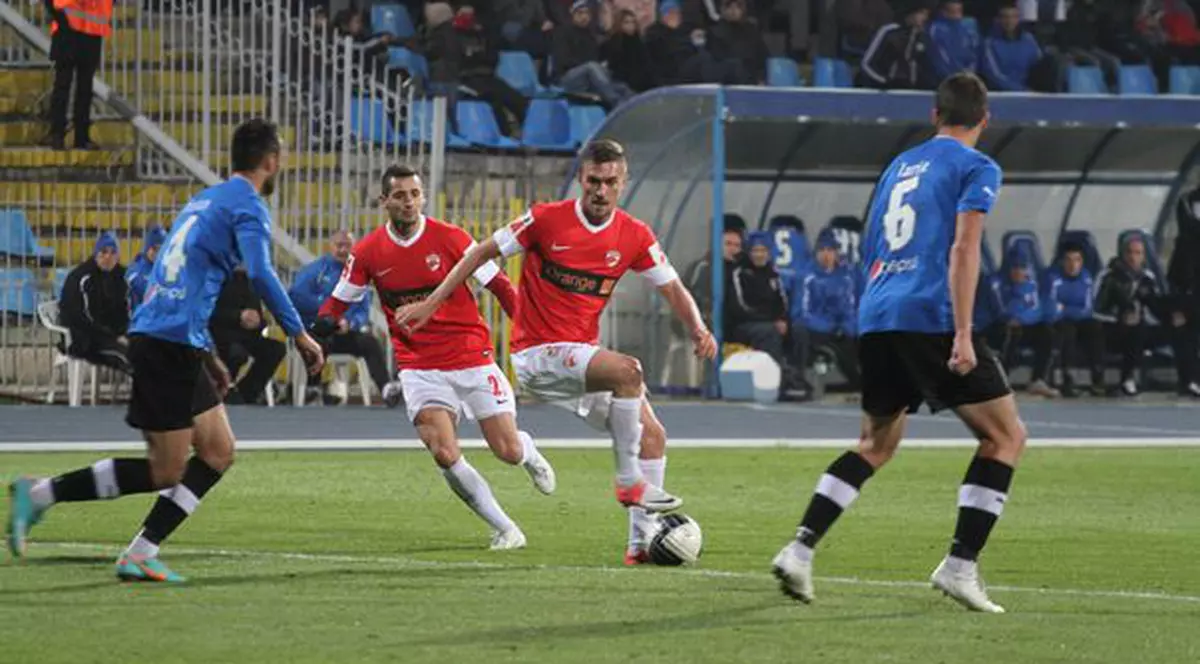 Rege norocos! "Roş-albii" au făcut cadou un punct echipei lui Gică Hagi