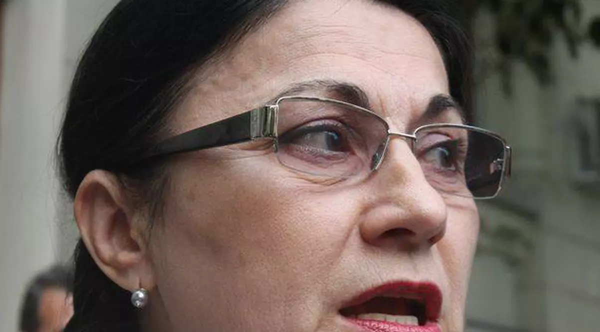 Ecaterina Andronescu nu mai vrea ca Veronica Bereandă să predea la clasă