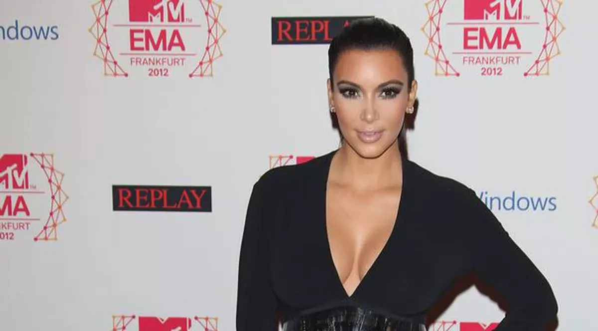 Kim Kardashian i-a trimis rochiile ei Ducesei Kate. Află motivul!