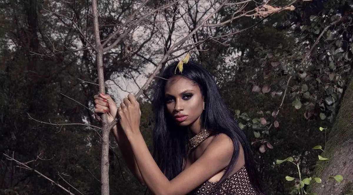 Laurette S-A ÎNFOMETAT ZILE LA RÂND! Vezi MĂRTURIA ŞOCANTĂ a modelului 