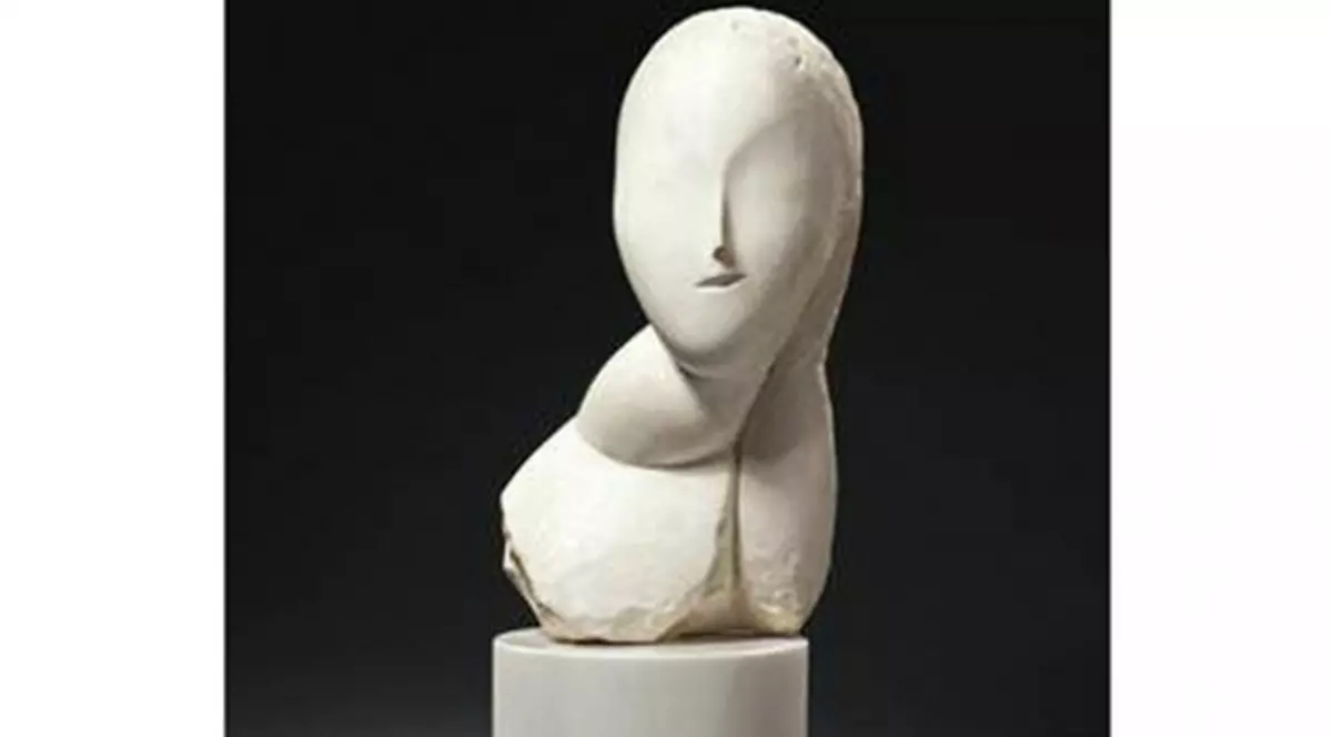 INCREDIBIL! O sculptură de-a lui Brâncuşi s-a vândut cu 12,4 milioane de dolari!