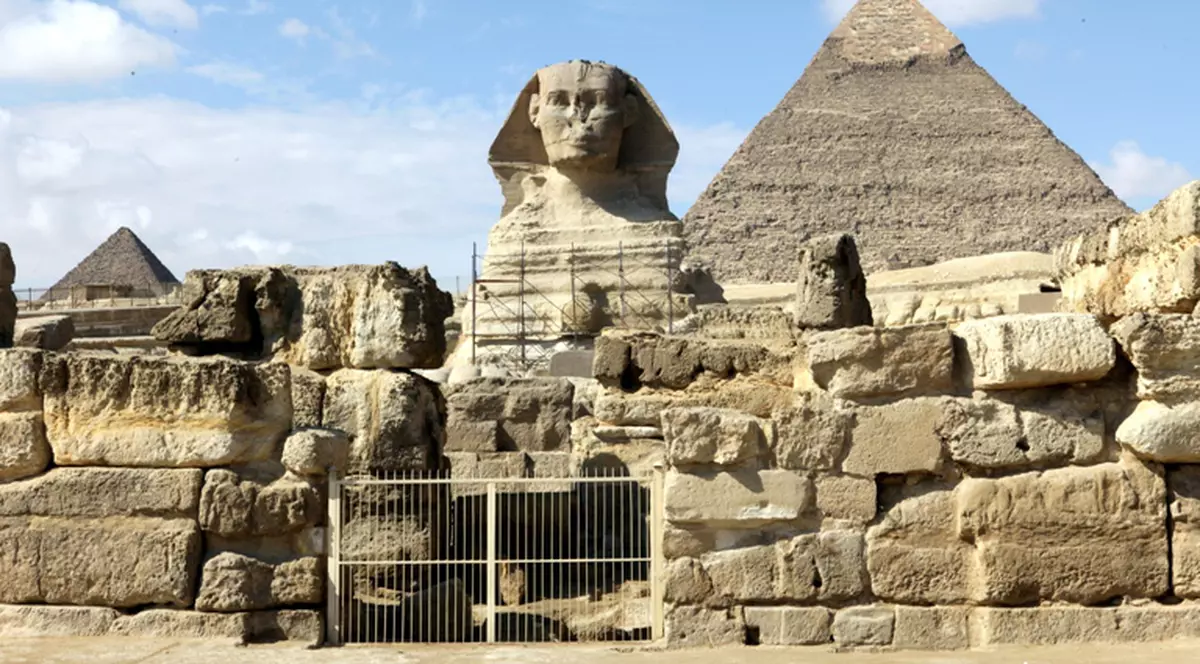 SFINXUL şi PIRAMIDELE, ÎN PERICOL? Un lider egiptean cere DISTRUGEREA monumentelor arheologice