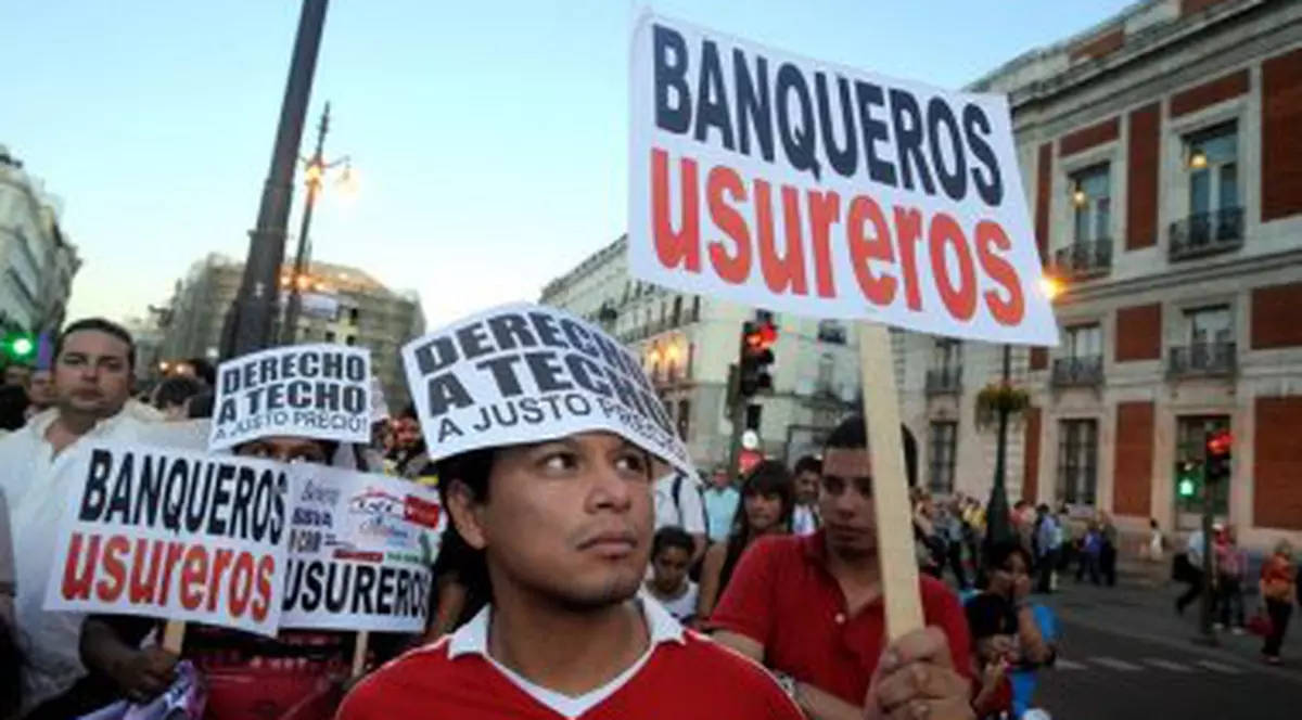 Spania scapă de casele nevândute momind cumpărătorii cu rezidenţa