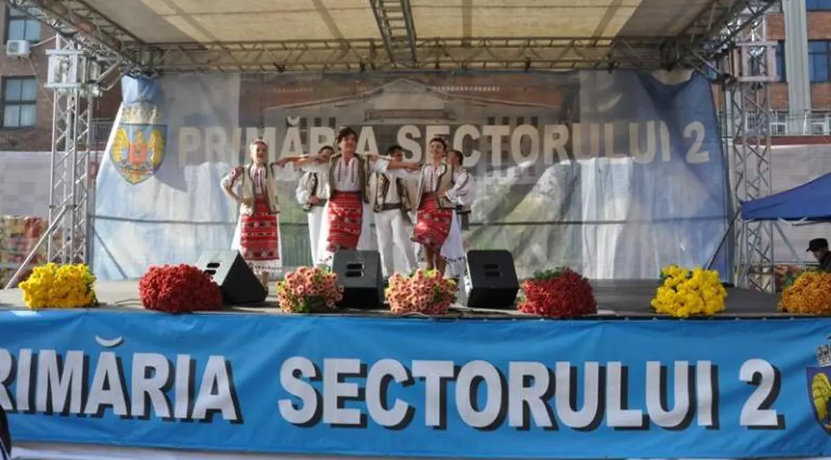 Spectacole folclorice şi muzică rock în acest weekend în Bucureşti