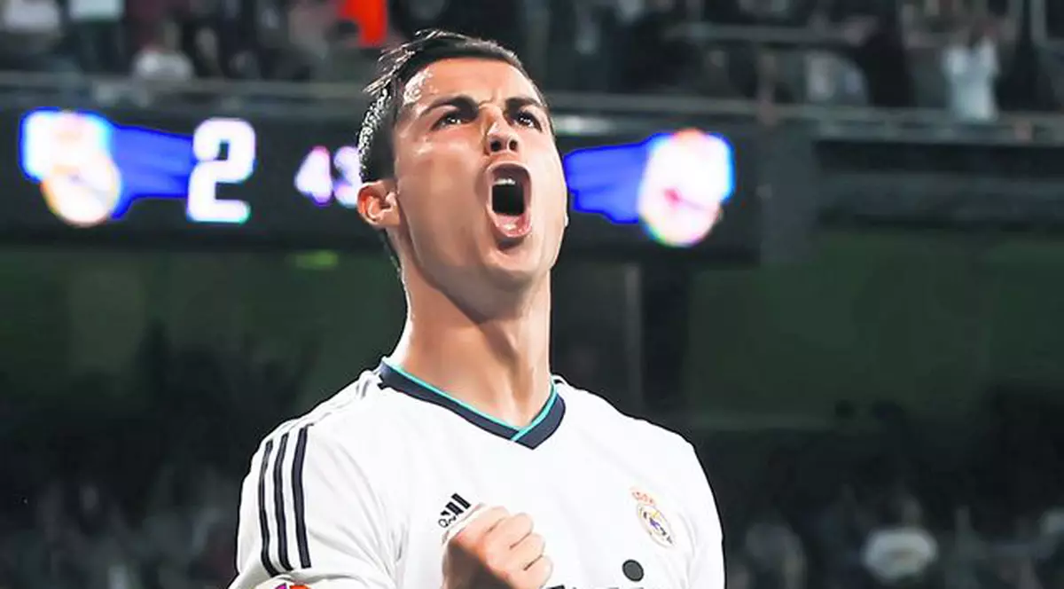 Cristiano Ronaldo a cheltuit o avere pentru 18 bolizi: 4.686.000 € pe maşini!
