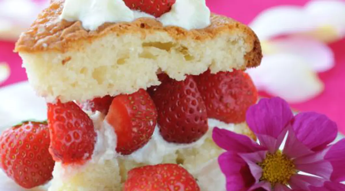 OAU, câte VEDETE se sărbătoresc de SFÂNTUL ANDREI! 24 de CELEBRITĂŢI cărora le spunem astăzi "La Mulţi Ani"! Am uitat pe cineva? 