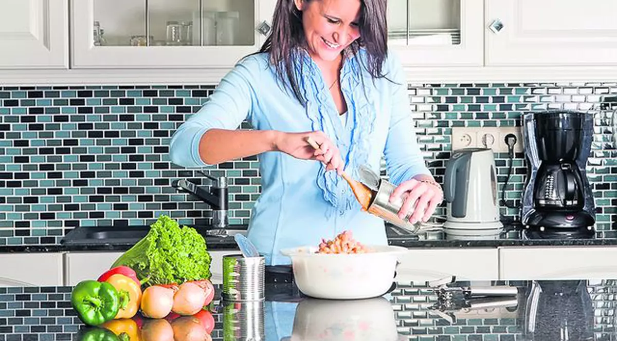 Alimentele LIGHT încurajează ÎNGRĂŞAREA. DE CE ÎNGRAŞĂ PRODUSELE FĂRĂ ZAHĂR?