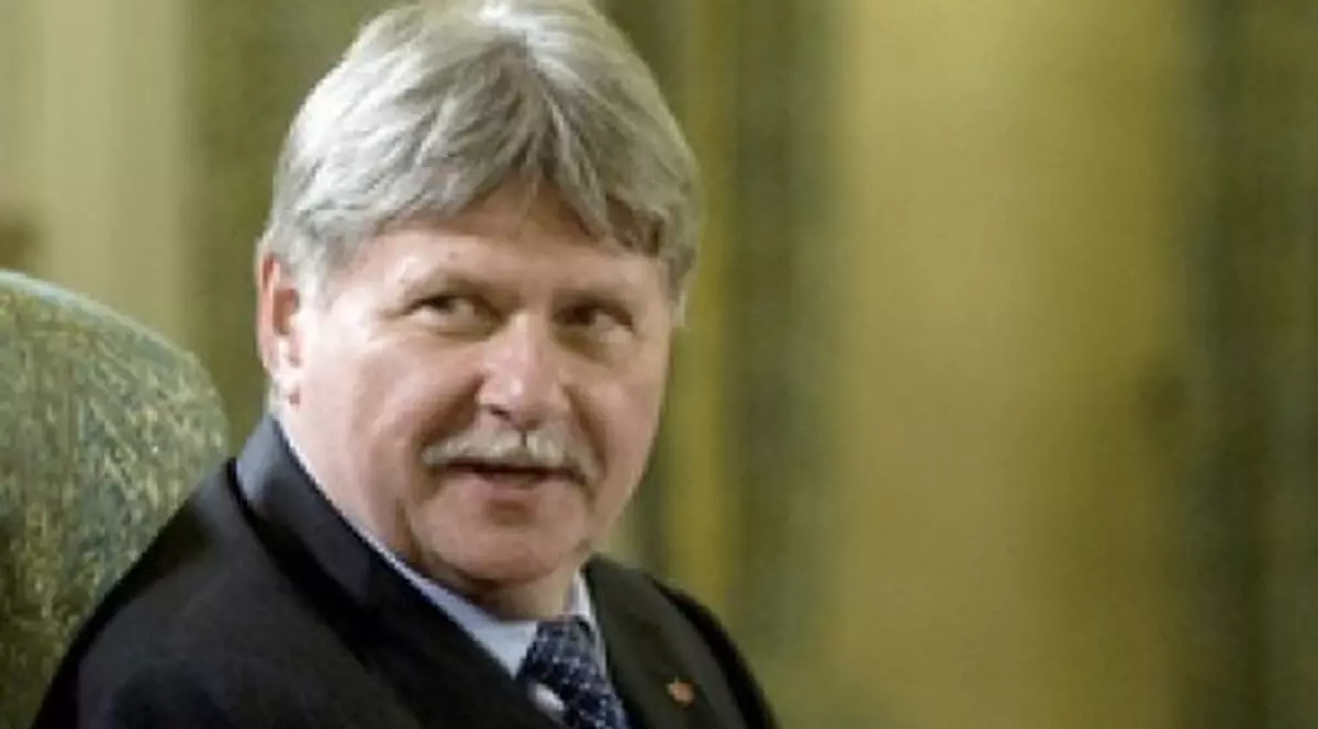 IATĂ CE AVERE ARE VERESTOY ATTILA, unul dintre cei mai bogaţi policieni!