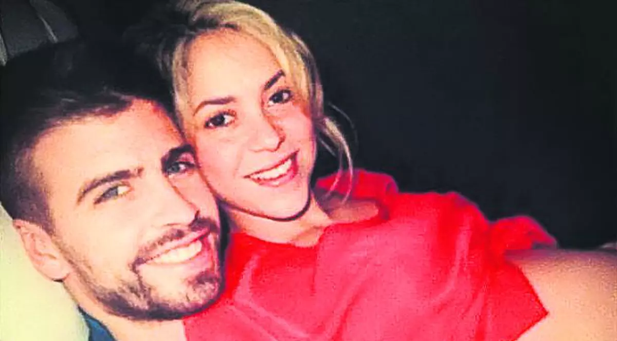 Gerard Pique (Barcelona) a anunţat că are un băiat, însă totul a fost doar o farsă