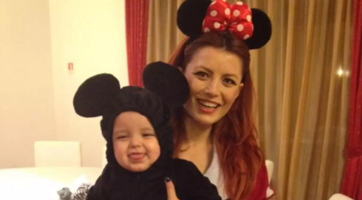 Elena Gheorghe a făcut o PETRECERE COSTUMATĂ pentru aniversarea de un anişor a fiului ei! FOTO