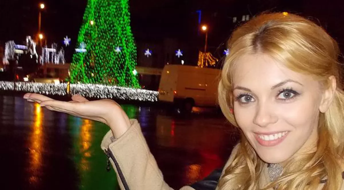 Andreea Ibacka, IMPRESIONATĂ de LUMINIȚELE de Crăciun din București. Tu le-ai văzut, cum ți se par? | FOTO