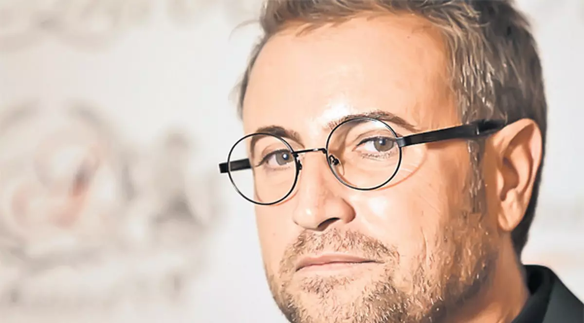 Botezatu, mărturisiri picante despre relaţiile cu femei căsătorite: Mi s-a întâmplat să fiu prins 