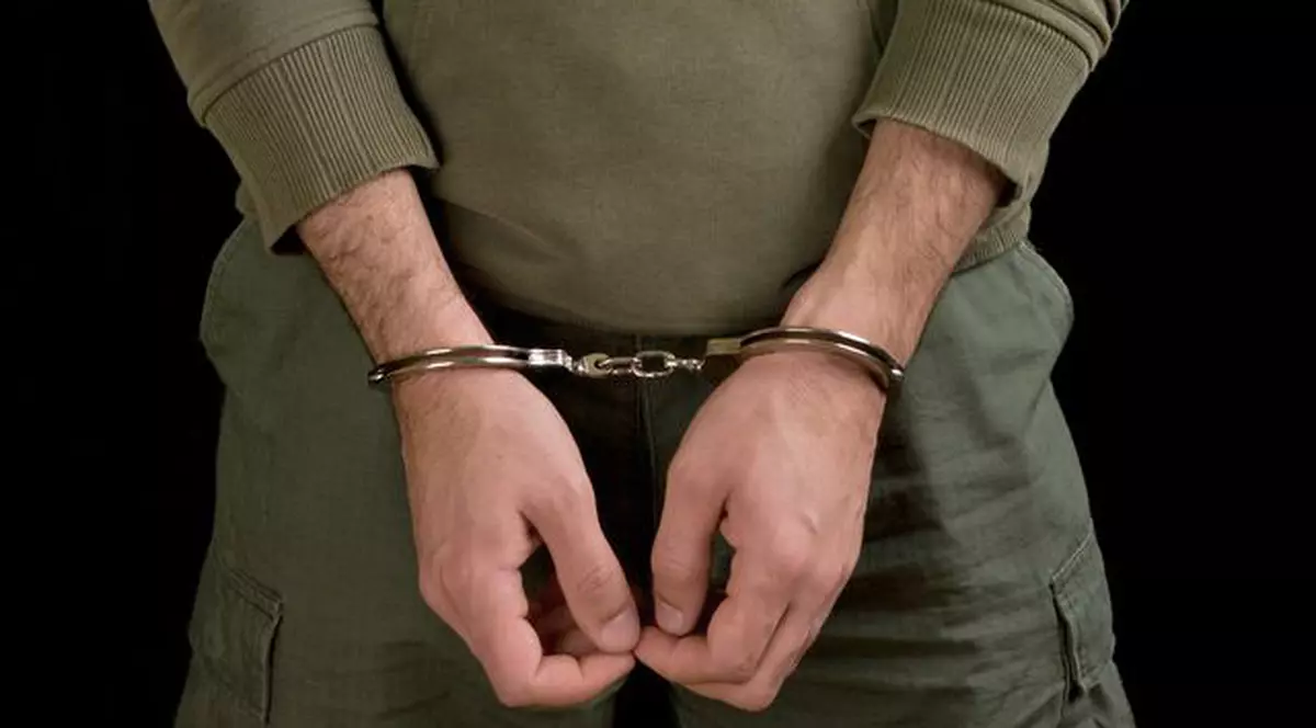 Poliţiştii l-au prins pe criminal. Tânăr drogat ucis din răzbunare