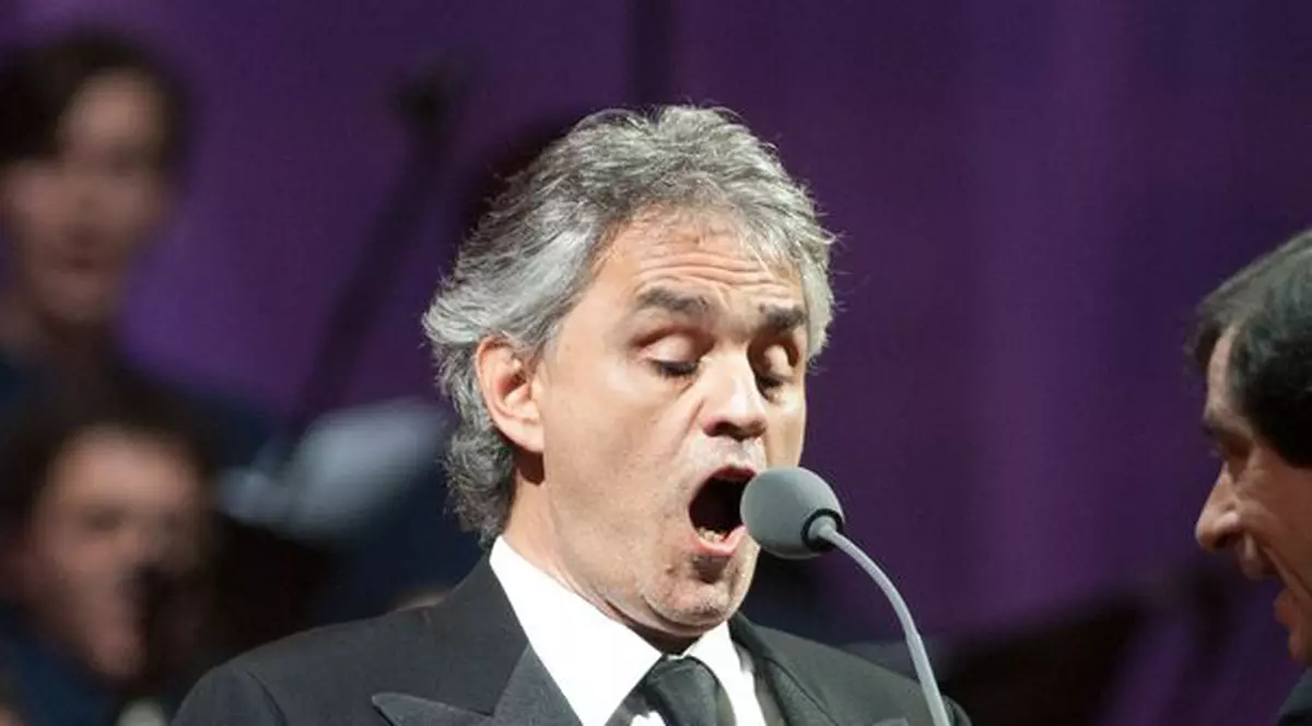 Andrea Bocelli va cânta la Bucureşti