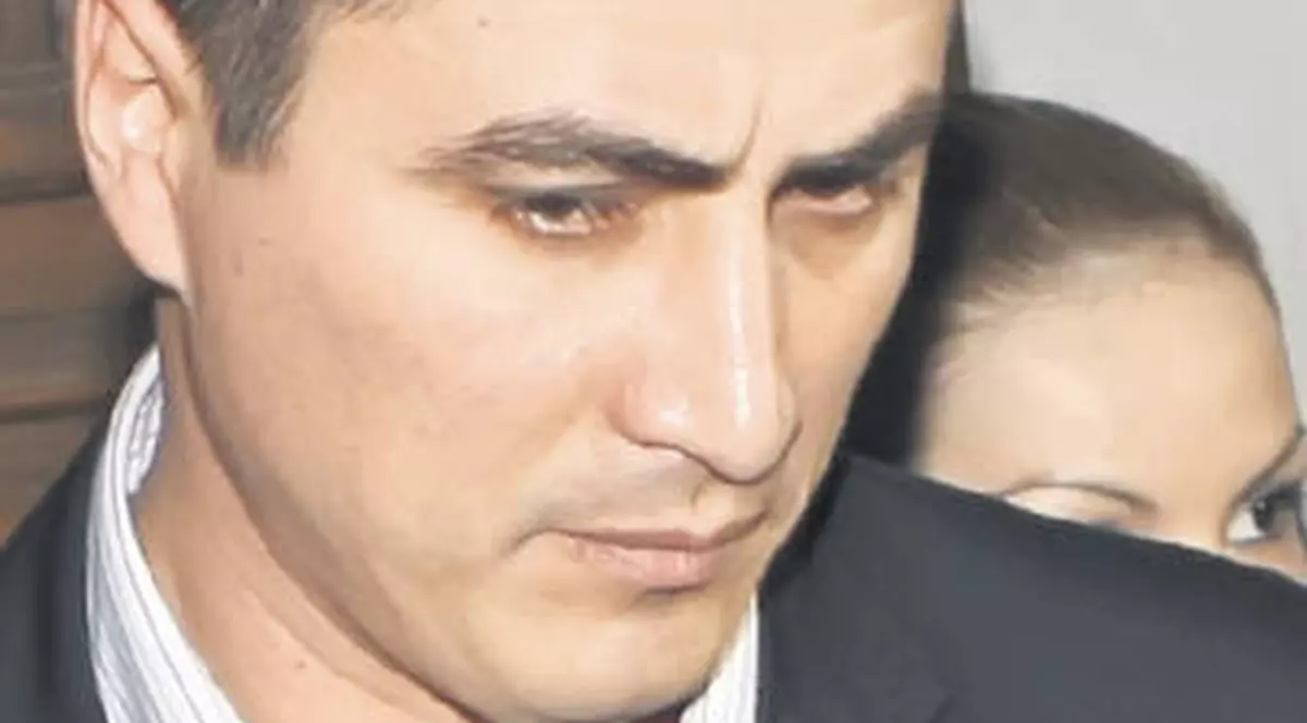 Copilul Elodiei, încredințat surorii lui Cioacă