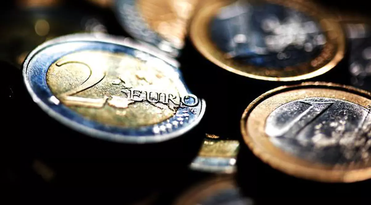 Letonii s-au hotărât: vor renunţa la moneda naţională