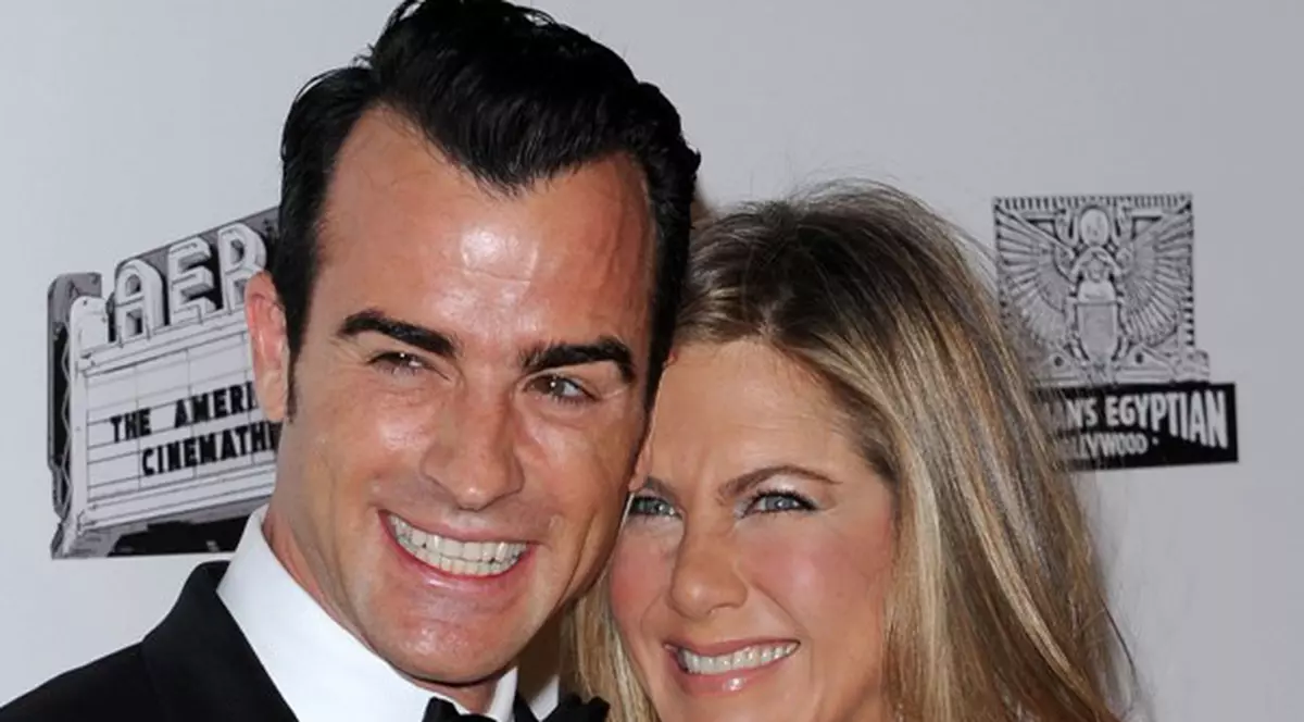 VESTE BOMBĂ: Jennifer Aniston este însărcinată cu gemeni! 