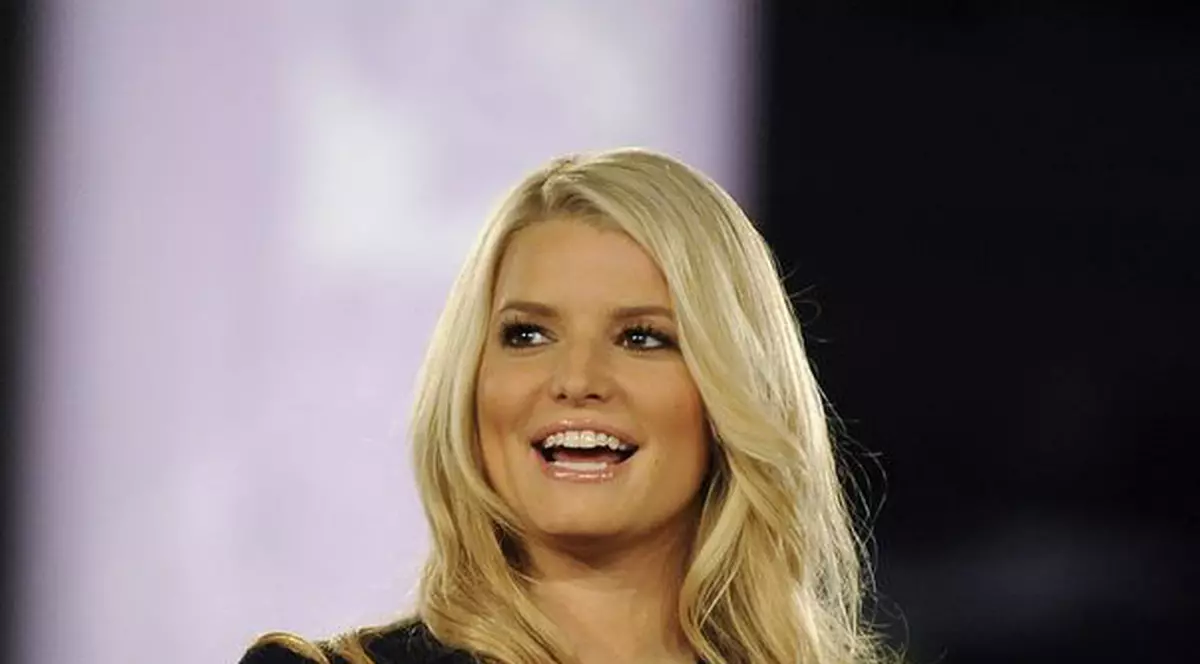 Jessica Simpson a confirmat că e din nou însărcinată