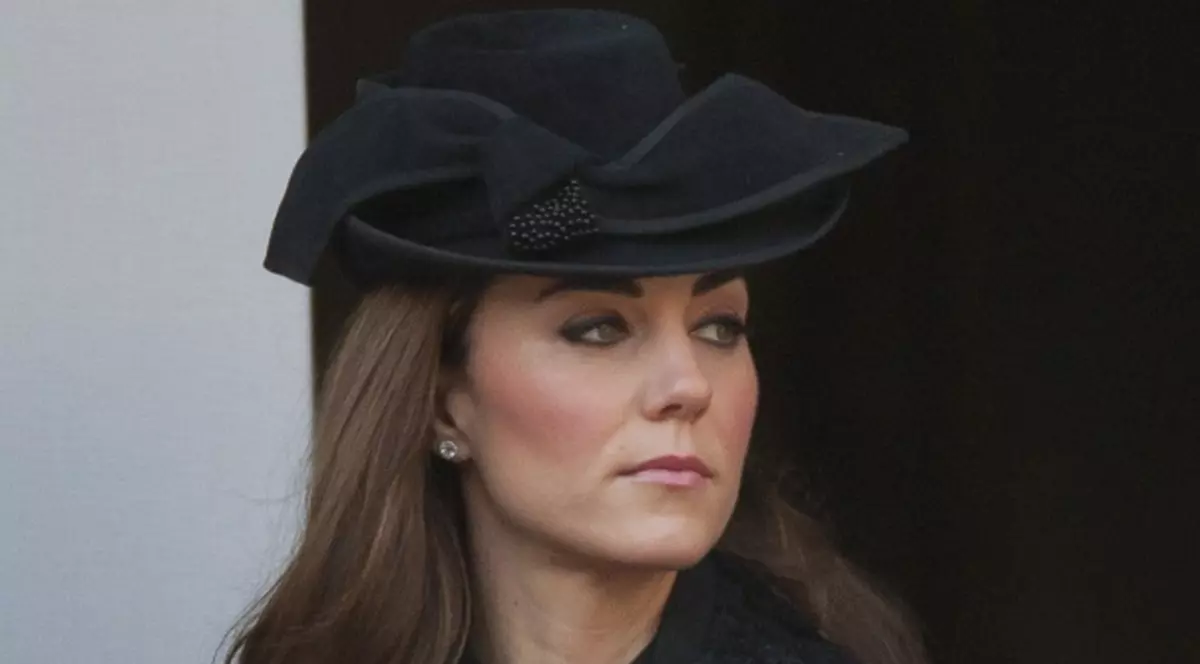 VESTE DEVASTATOARE pentru Kate Middleton, la sfârşit de an! Ducesa e terminată!