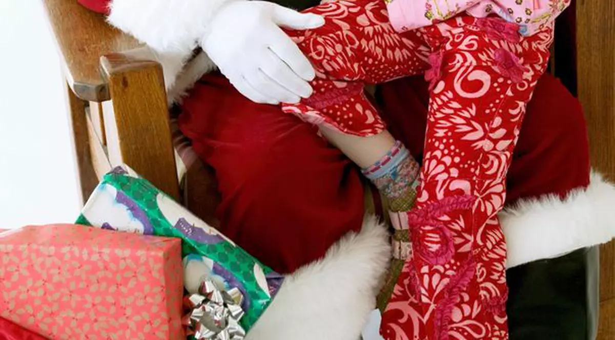 Moşul fiicei lui Adelin Petrişor: "Era somalez, aschilambic și avea haine cu 5-6 numere mai mari"