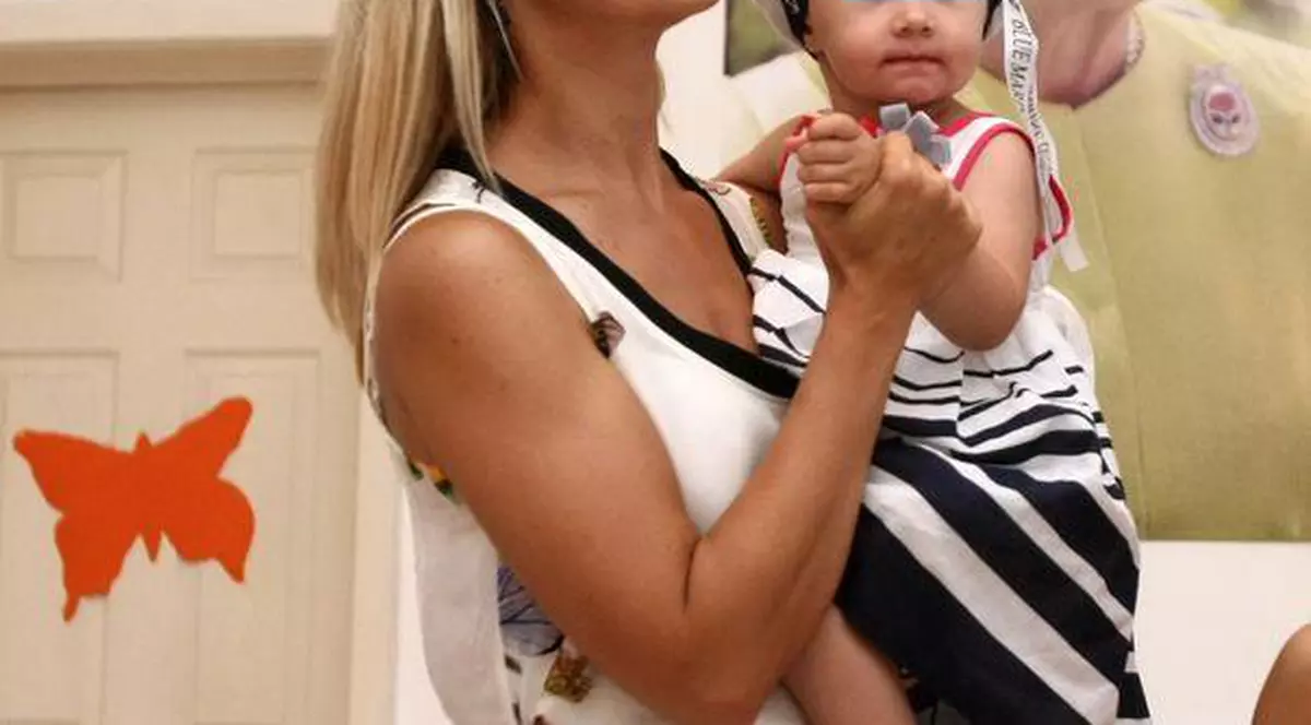 Ce cadou îi aduce Moș Nicolae fetiței Oanei Ioniță. O să te SURPRINDĂ