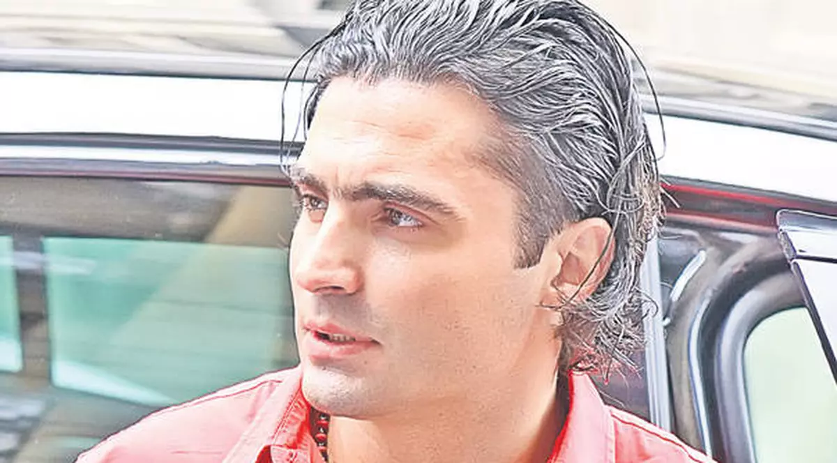 Pepe, adus cu poliţia la Tribunal. Vezi aici de ce!