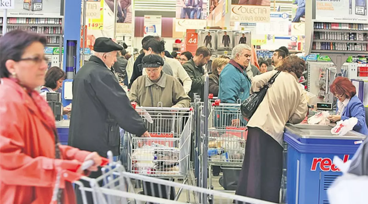 Iată programul pentru magazine, spitale, farmacii, RATB și Metrorex, utilități, bănci și oficii poștale de Sărbători