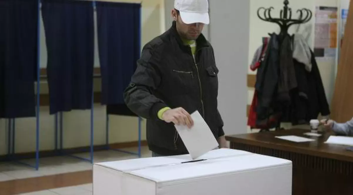 BEC- REZULTATELE ALEGERI PARLAMENTARE 2012 până la ora 13.00. Vezi care sunt procentele!