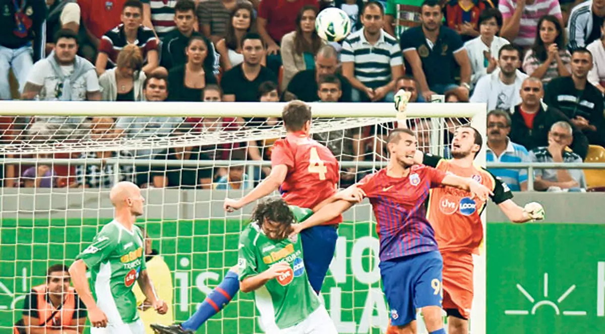 Cristiano Bergodi a antrenat în România şi este impresionat de parcursul european al fostelor lui echipe: «Steaua şi CFR s-ar bate pentru podium în Italia!»