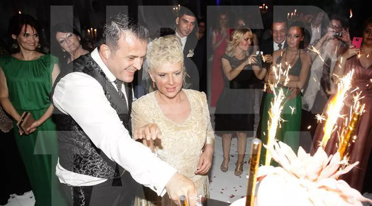 MOMENTUL EMOŢIONANT când Teo Trandafir şi soţul ei au spus "DA"! Aşa a început POVESTEA CU FINAL NEFERICIT | VIDEO