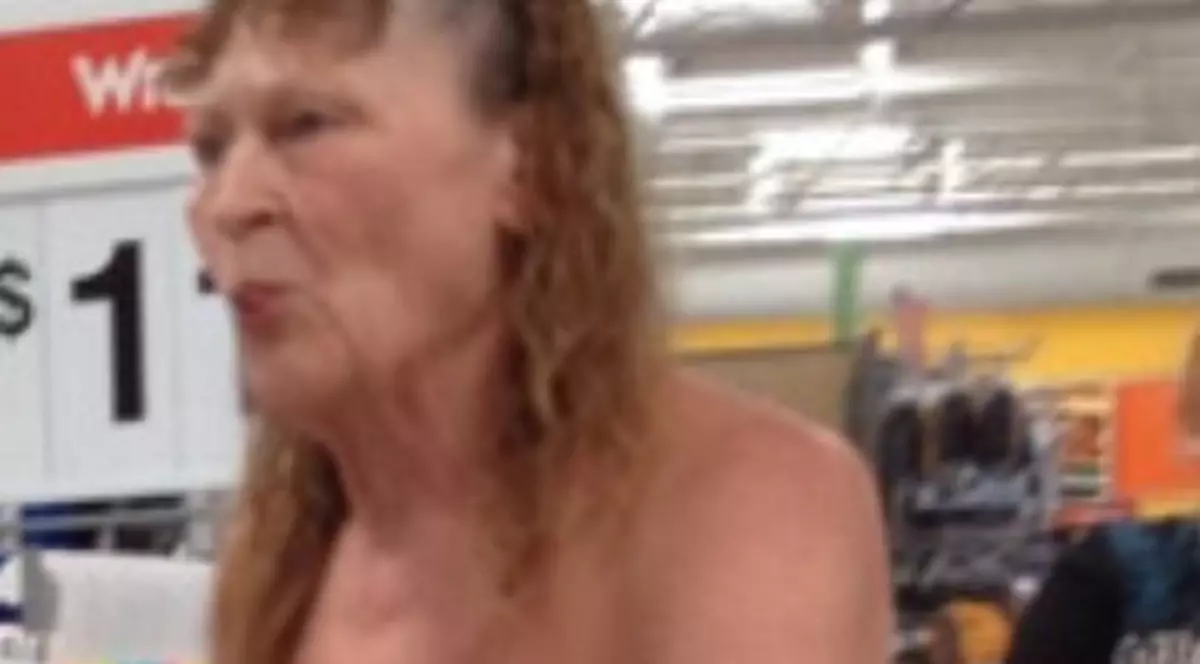 MACABRU! Imaginea care te va bântui! Una dintre cele mai HIDOASE femei din lume!