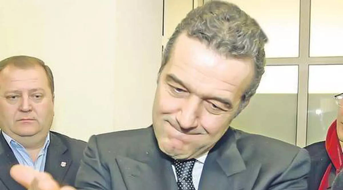 Psihologul Cristian Andrei ARUNCĂ BOMBA: "Gigi Becali este agresiv cu Cruduţa pentru că NU ARE NICI O ŞANSĂ LA EA"